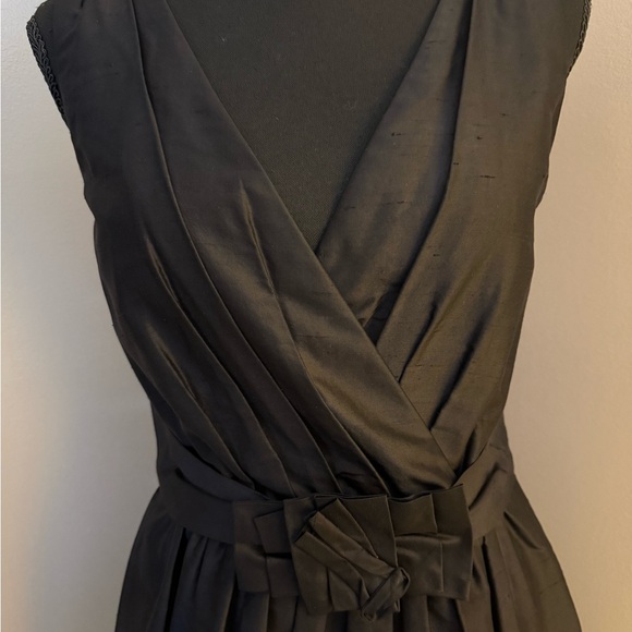 White House Black Market dress - Size 6 - Picture 3 of 7